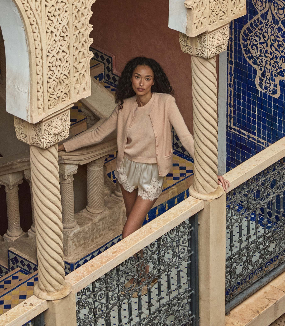 Iona Short in Salt and Peach Lace - view 4
