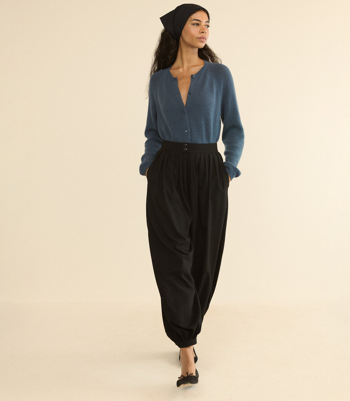 Peroline Cashmere Cardigan in Blue Stone - view 3